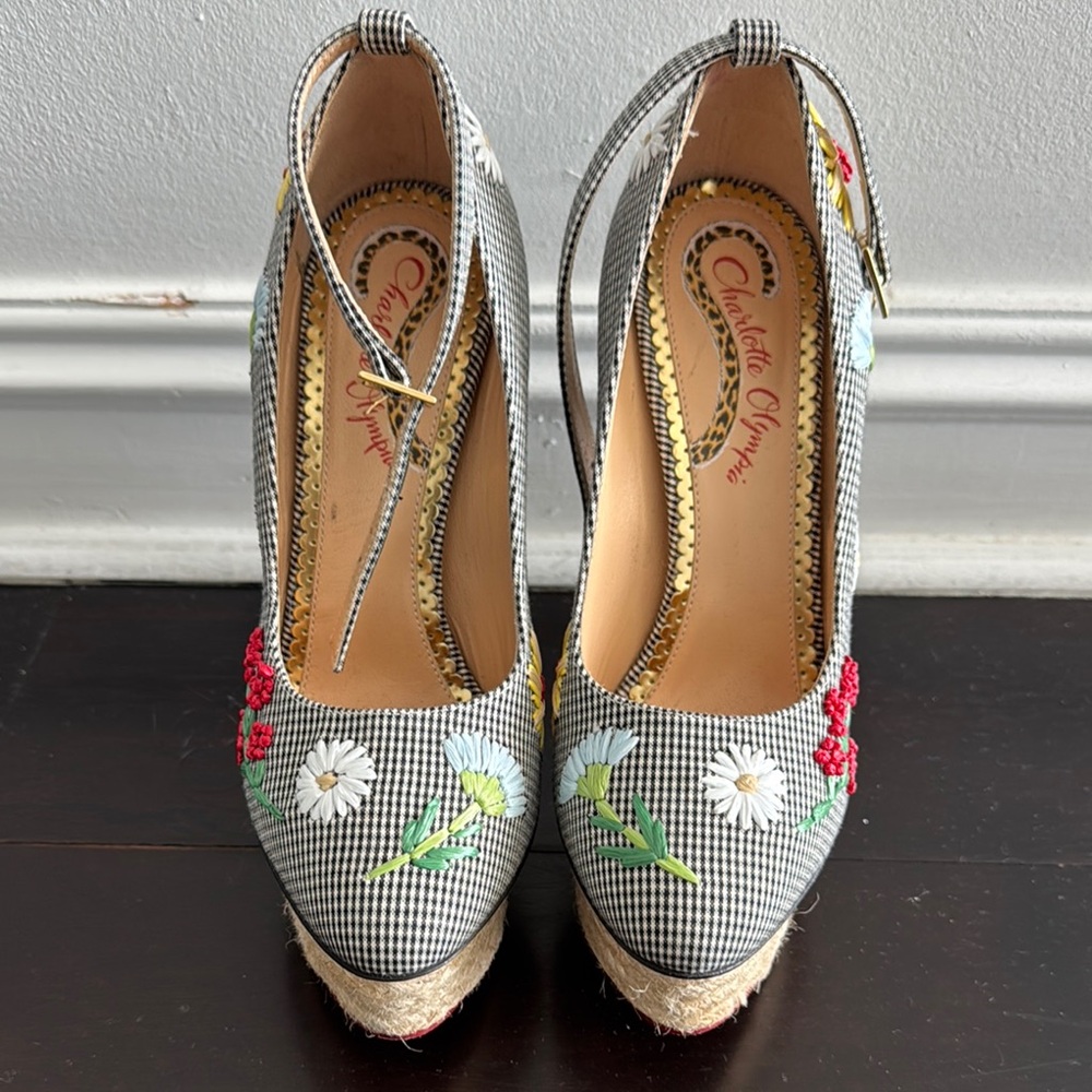 Charlotte Olympia Black and White Heels with Timeless Elegance